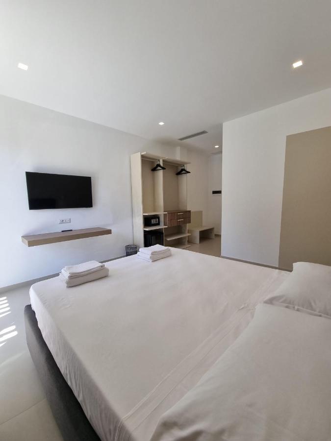 Marea Retreat Rooms Marina di Camerota Exterior photo